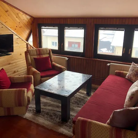 Apartamento Romana